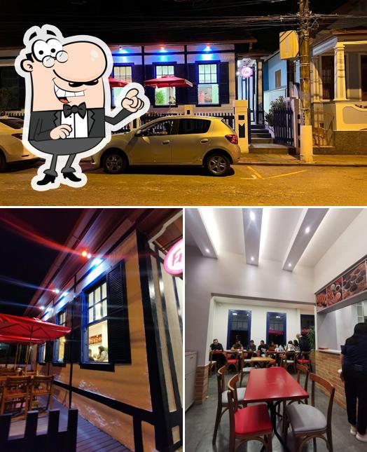 Entre diferentes coisas, interior e exterior podem ser encontrados no FM Salgados