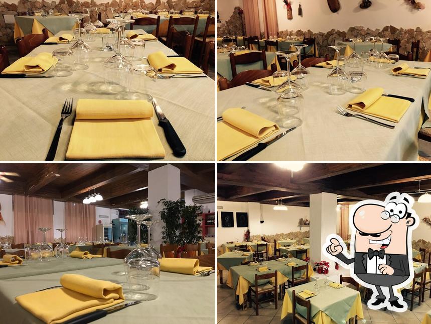 Dai un'occhiata agli interni di Antoniccu Ristorante Pizzeria