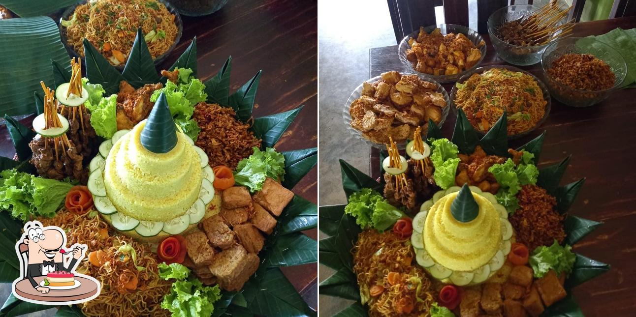 Angkringan Ayam bakar Solo mba Asih offers a selection of sweet dishes