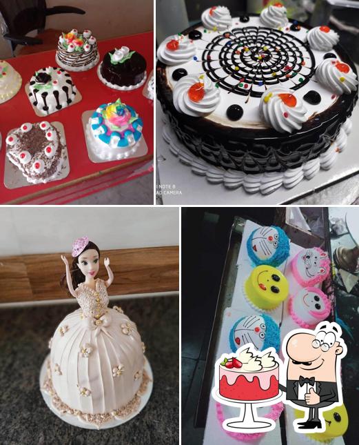 Royal Bakery & Cafe