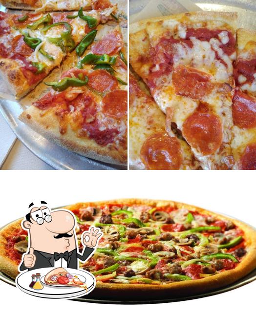 Papa Gino's, 885 Belmont St in Brockton Restaurant menu and reviews
