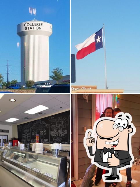 Farmhouse Creamery in College Station Restaurant menu and reviews