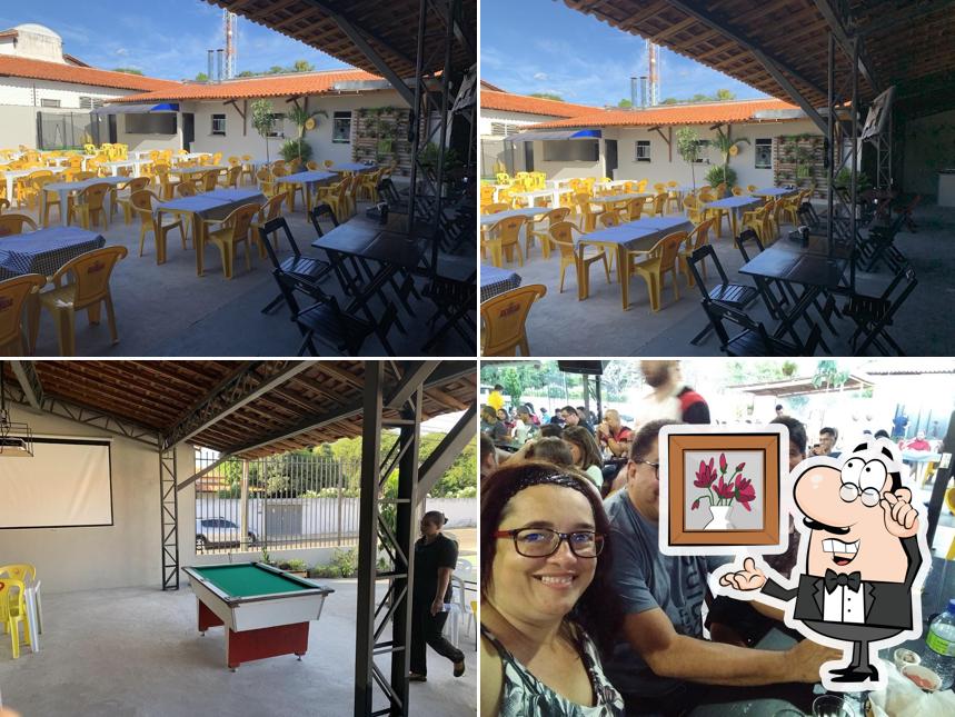 O interior do Frango Chefe