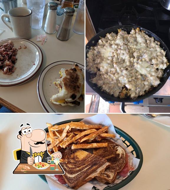 Village Inn of Harrisville in Harrisville Restaurant menu and reviews