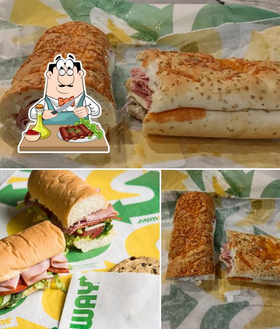 Order meat dishes at Subway