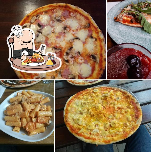 Angelos Pizzeria, Stockholm - Restaurant menu and reviews