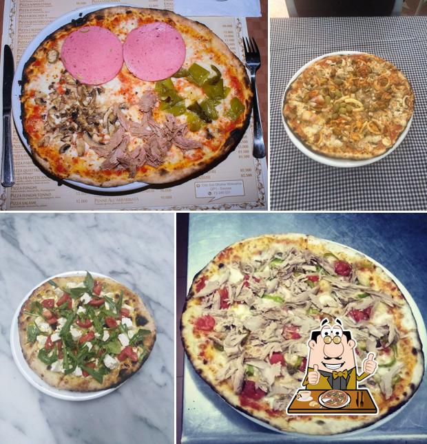 Essayez des pizzas à Pizzeria san marino