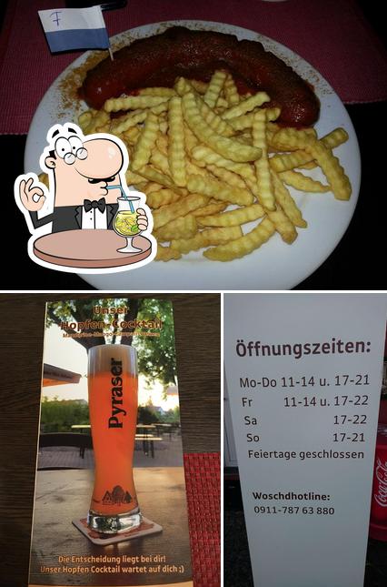 Estas son las imágenes que hay de bebida y comida en CurryWoschdHaus Das Original Fürth