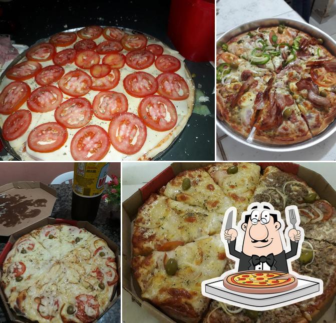Get pizza at Tarantela Lanches e Pizzas