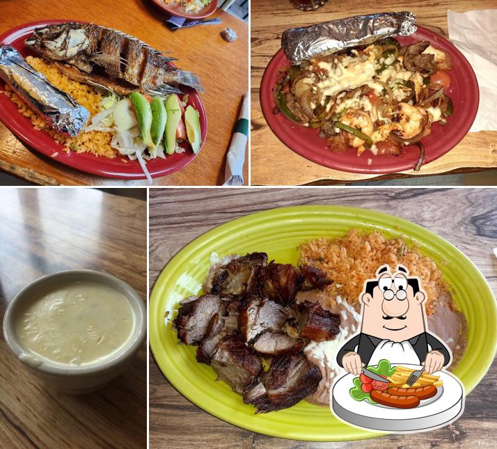 El Loro Mexican Restaurant in Coon Rapids Restaurant menu and reviews