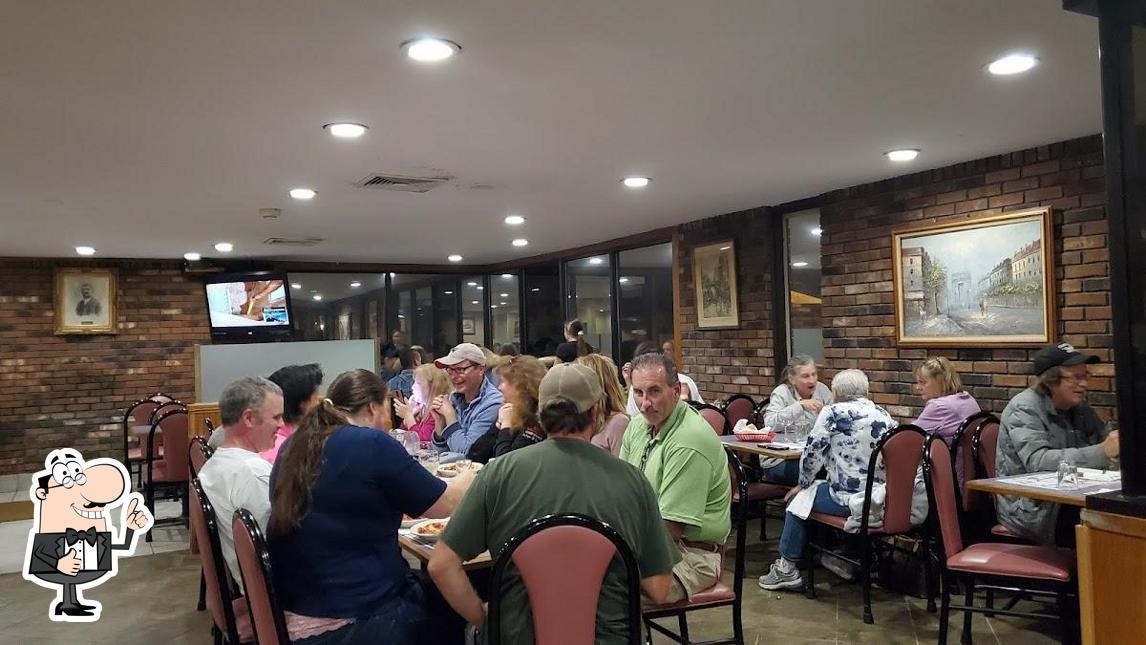 Francesco's Restaurant in Brimfield Restaurant menu and reviews