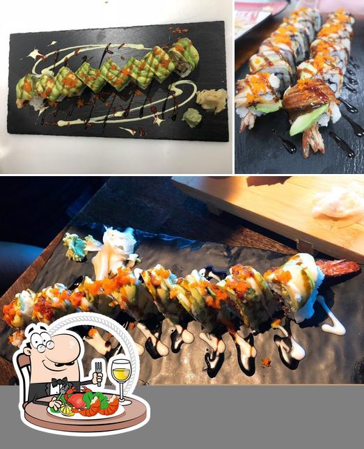Prueba marisco en Tamakin Sushi Restaurant & Takeaway