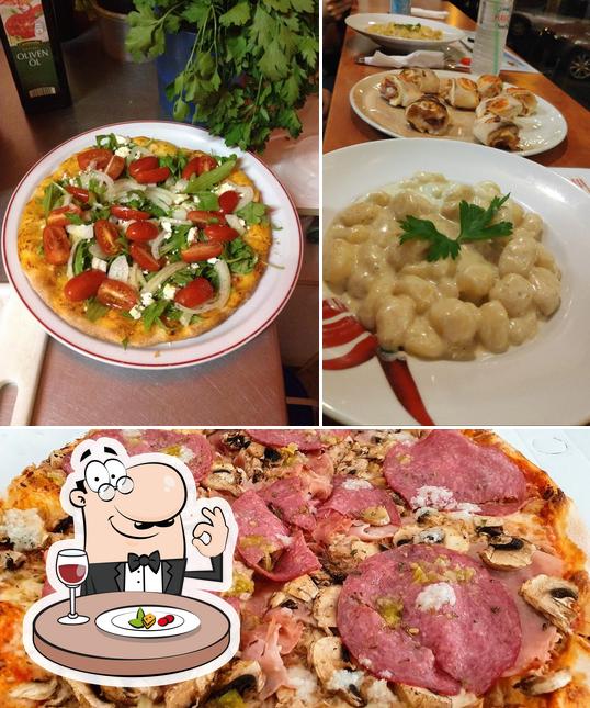 Essen im Pizzeria Funghi