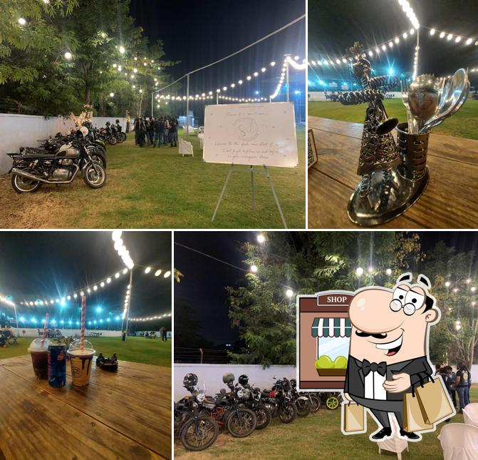 The exterior of Dugout Turf & Sundowners Cafe