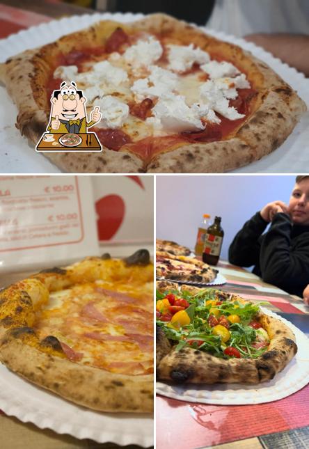 A Napul'é, puoi ordinare una bella pizza