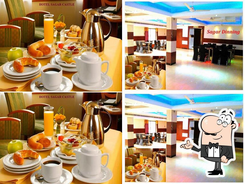 Check out how Food Delivery in Train from Hotel Sagar looks inside