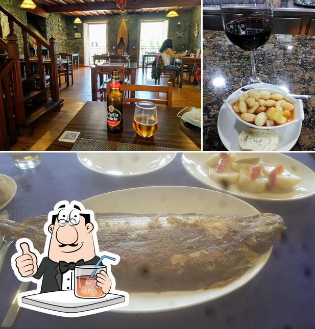 Напитки и еда - все это можно увидеть на этом фото из Sada Bay Cafetería Restaurante