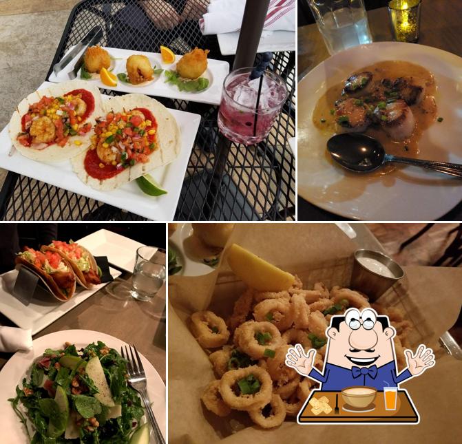 Best restaurants with outdoor seating in Williamsville, summer 2024
