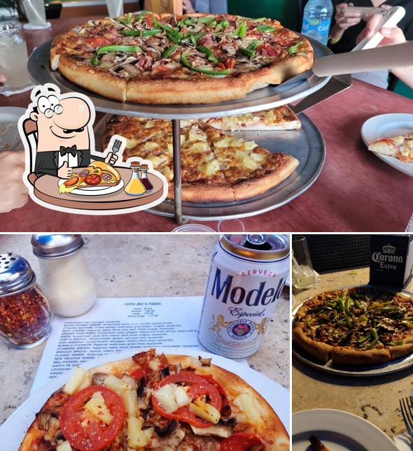 Yoyo Mo's Pizza & Sports pub & bar, Bucerías Restaurant reviews