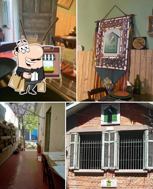 A foto da exterior e bebida a Casa da Tanea