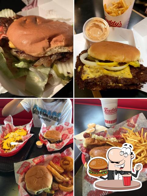 Freddy's Frozen Custard & Steakburgers, 3777 Plainfield Ave NE in Grand