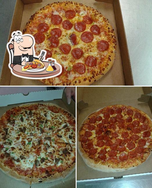 Order pizza at Mustang Pizza & Subs