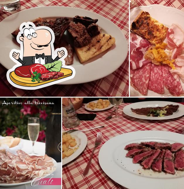 Prenditi i piatti di carne a Trattoria da Cialt