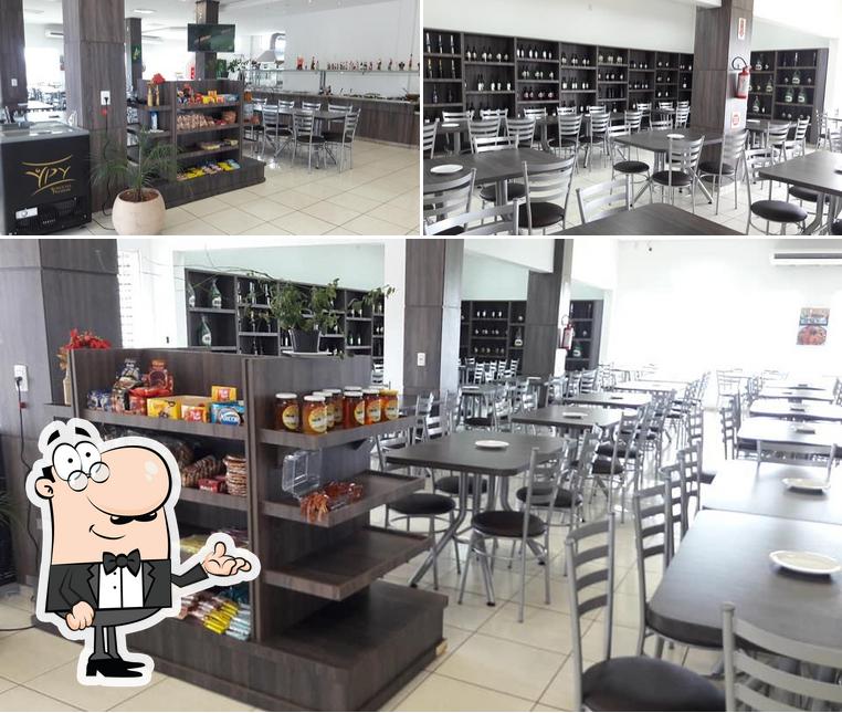 O interior do Restaurante Casarão