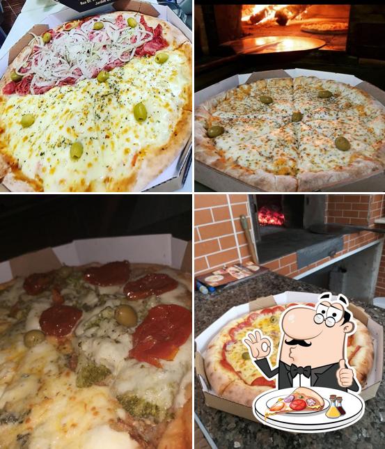 Escolha diferentes variedades de pizza