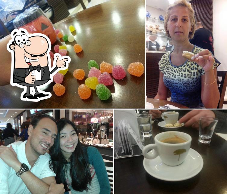 Here's a pic of Doceria Holandesa Cafeteria Grand Plaza Santo André