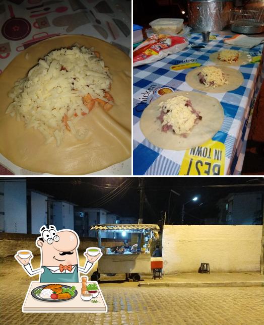 Entre diversos coisas, comida e exterior podem ser encontrados no O Rei do Pastel