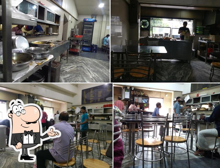 The interior of Papputty's Valsa Cafe