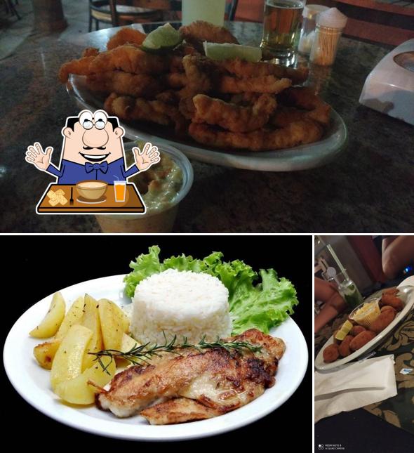 Platos en Samauma American Bar