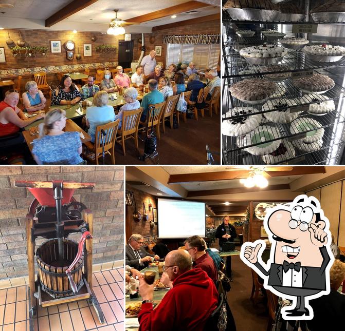 Spear's Restaurant & Pie Shop, 4323 W Maple St in Wichita Restaurant
