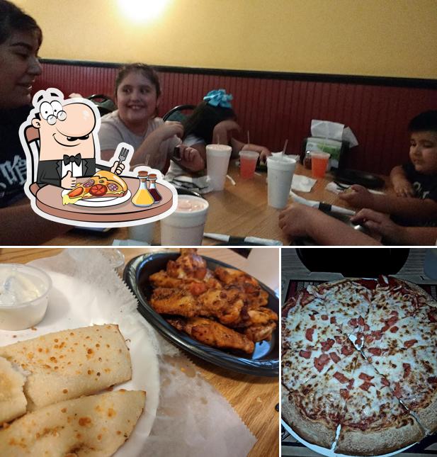 Pizza King, 200 Old Orchard Square in Ellijay Restaurant reviews
