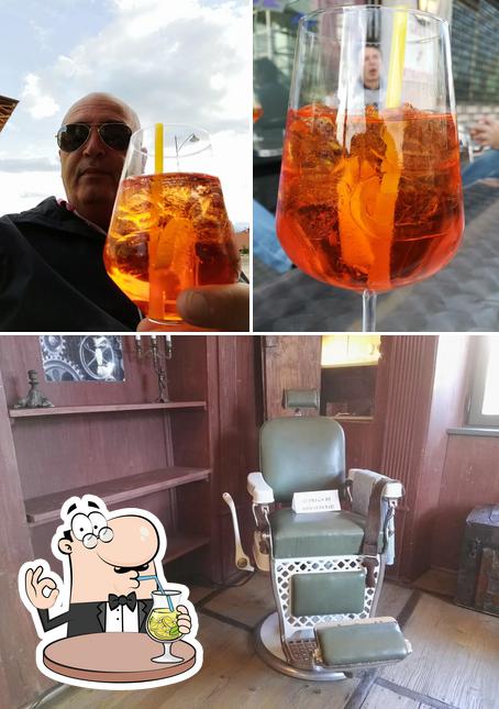 Bar Ziller si caratterizza per la bevanda e interni