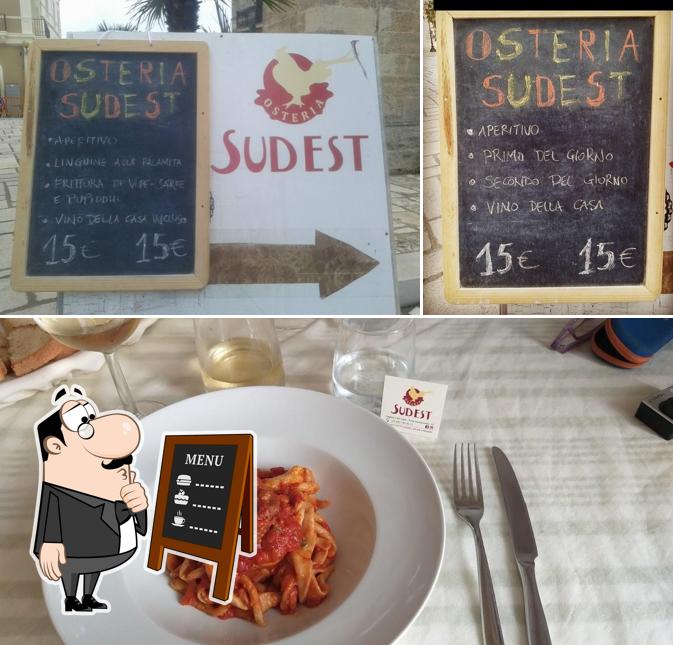 Tra le varie cose da Osteria Sud Est si possono trovare la lavagna e cibo