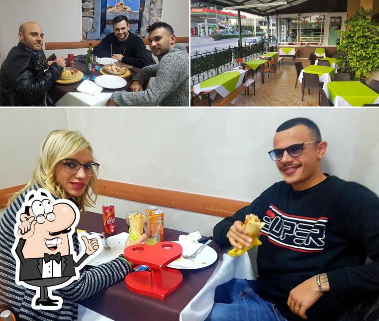 Gli interni di Girarrosto Cono Pizza Paninoteca Magic Chicken