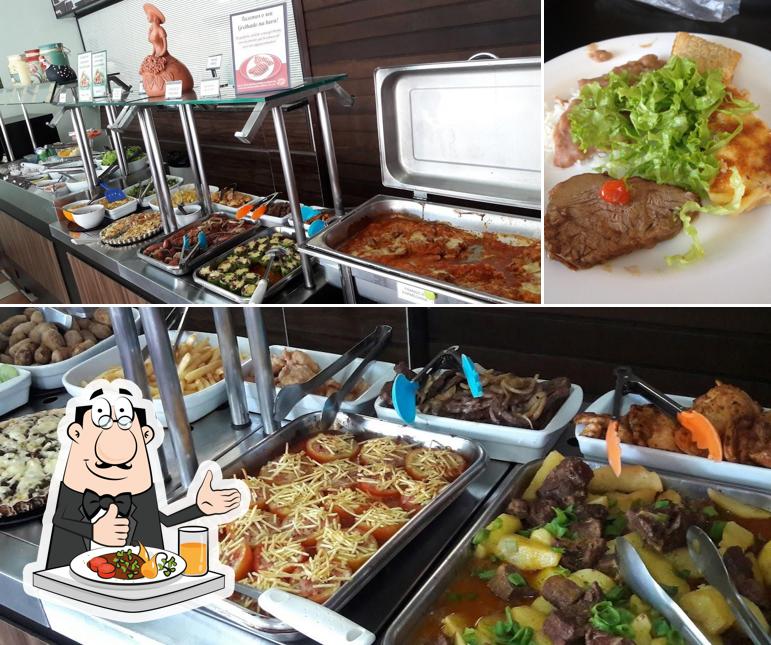 Comida em Dona Lamar