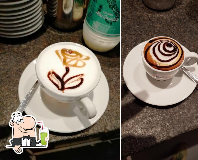 Goditi un drink a Caffè Enoteca Ai Trevi - San Pietro al Natisone