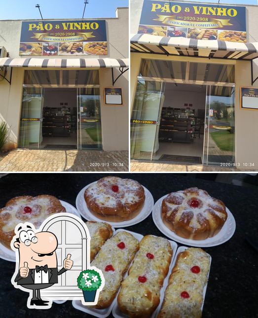 Confira a imagem mostrando exterior e comida no Panificadora Pão & Vinho I