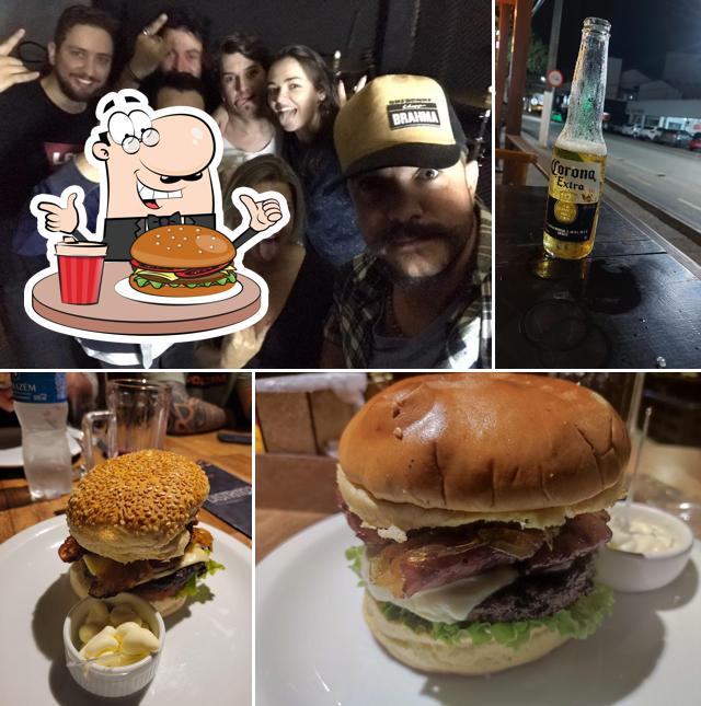 Distrito 92 - Restaurante, Hamburgueria e Pub. serve uma gama de opções para os amantes dos hambúrgueres