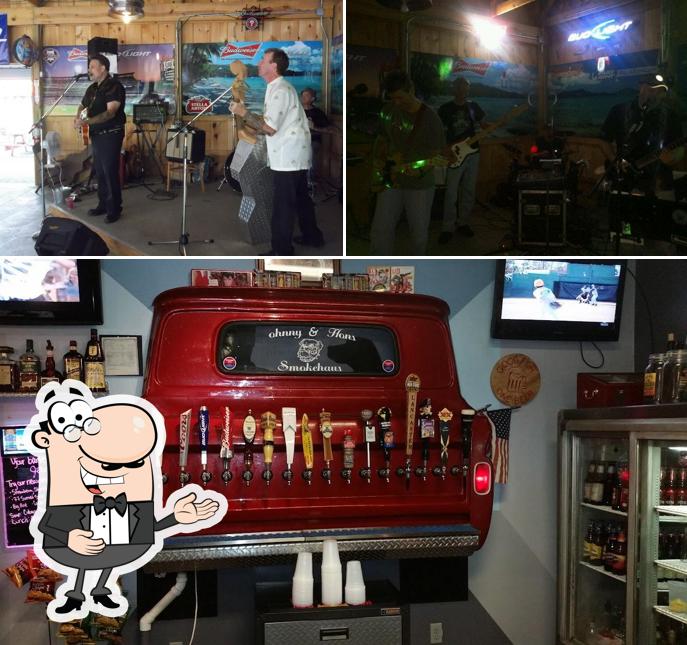 Johnny & Hons Smokehaus in Robesonia Restaurant menu and reviews