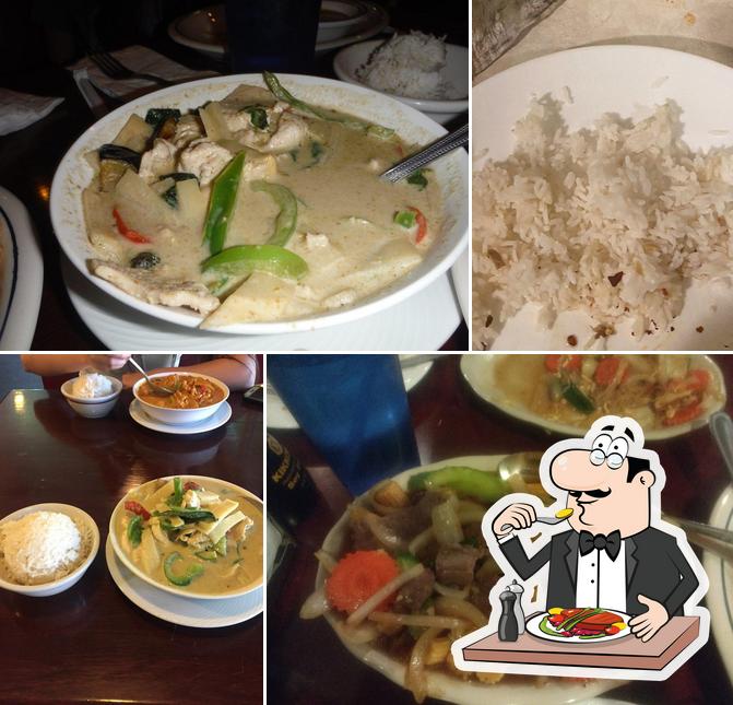 Thai House Restaurant in Logan Restaurant menu and reviews