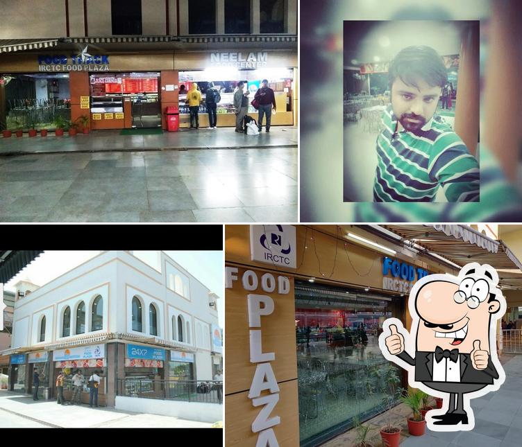 See this picture of Neelam Food Plaza