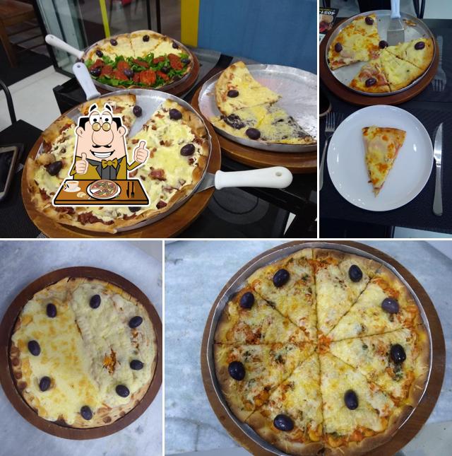 Escolha pizza no Pizzaria Casa Caldeira