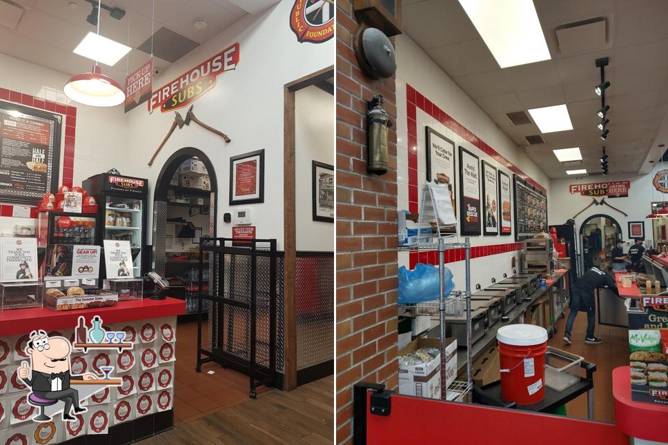 L'intérieur de Firehouse Subs