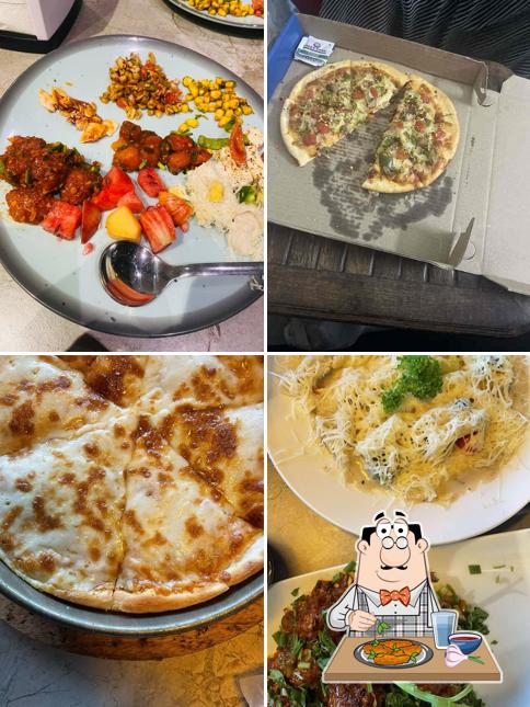 Chicken wings at Pizza Zone Signature - Kompally