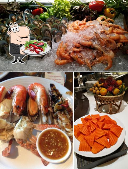 The Glass House restaurant, Bangkok, /343 Phetchaburi 31 Alley