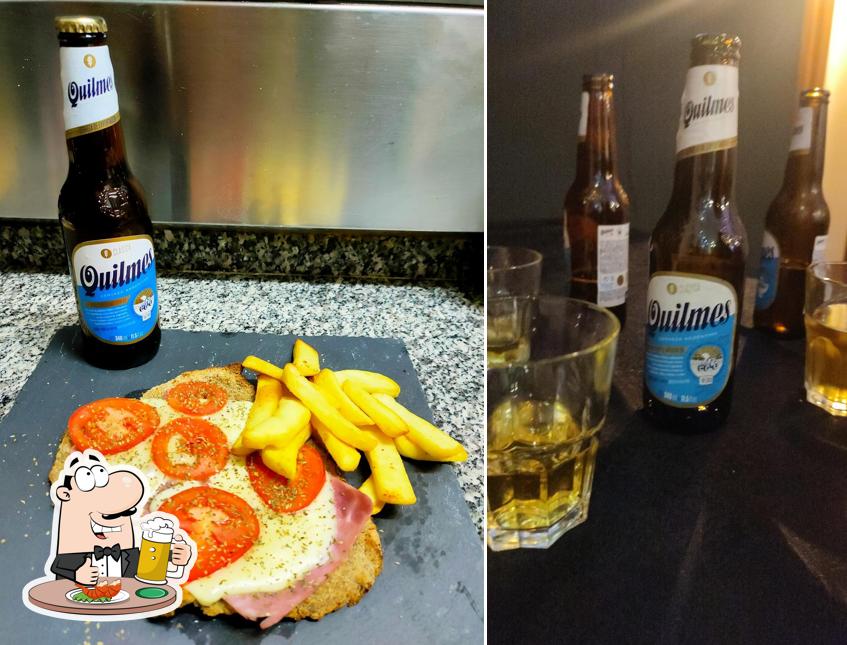 Puoi goderti un rinfrescante bicchiere di birra chiara o scura